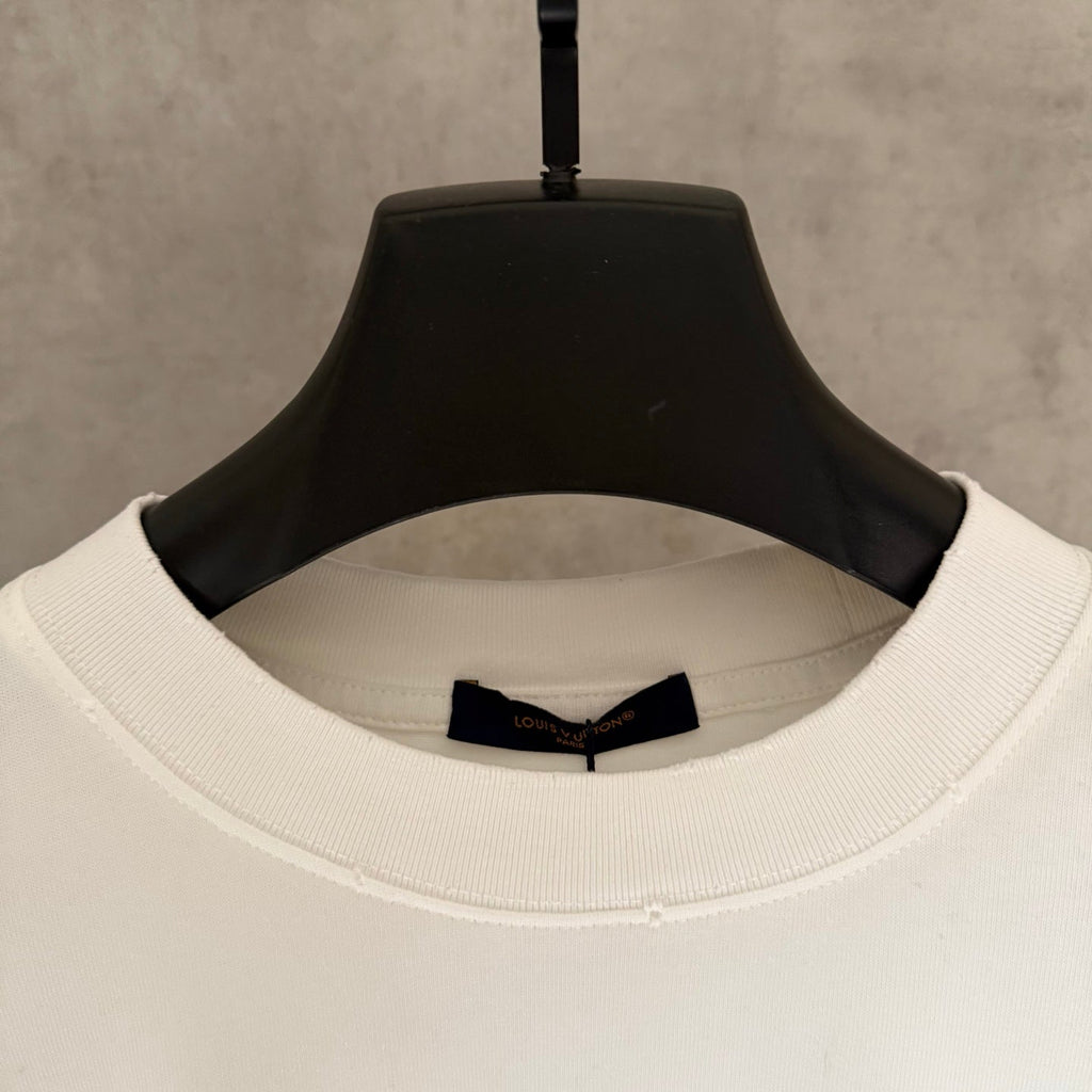 Embroidered short sleeved T-shirt