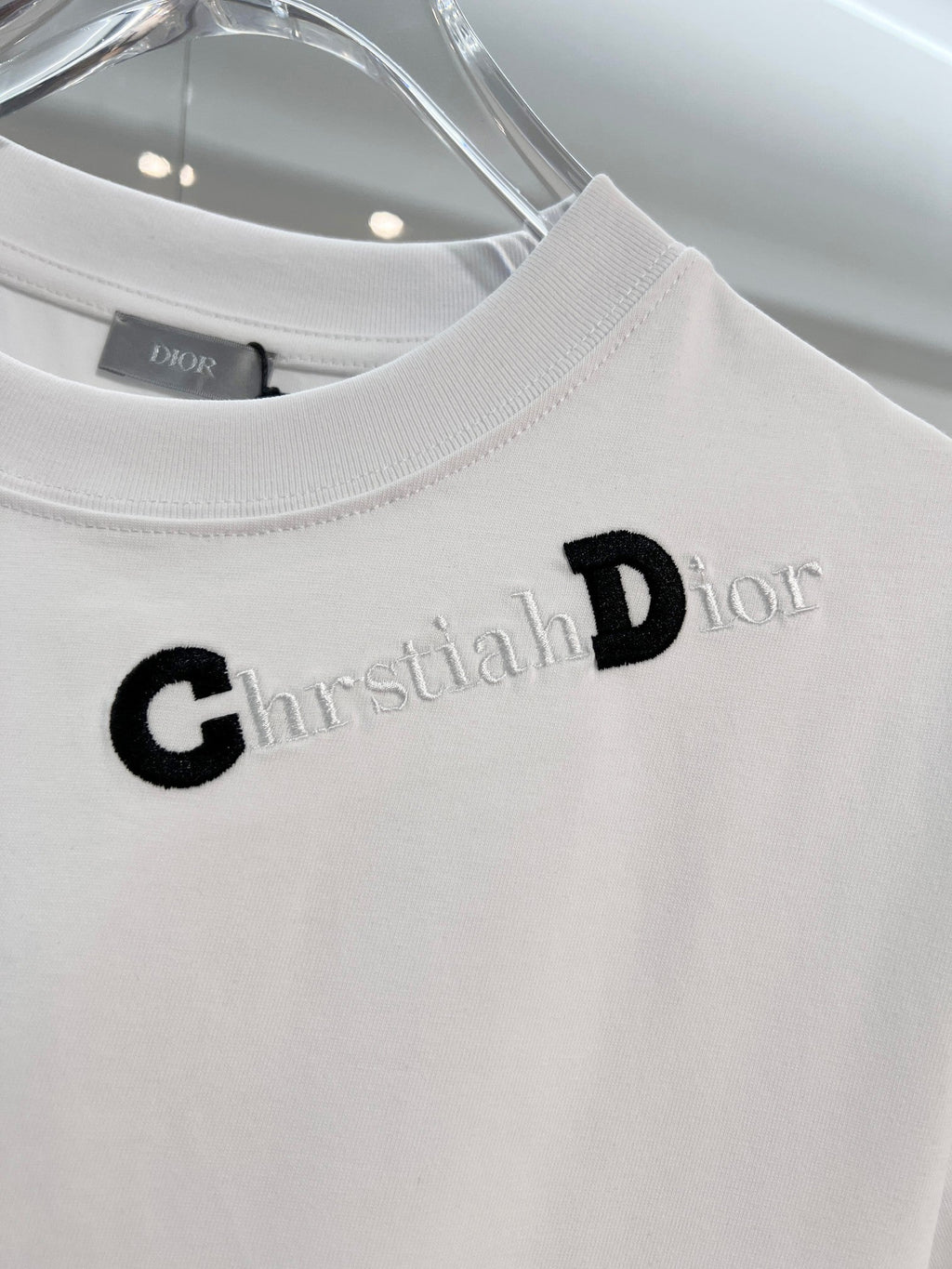 New slogan embroidered logo short sleeved shirt