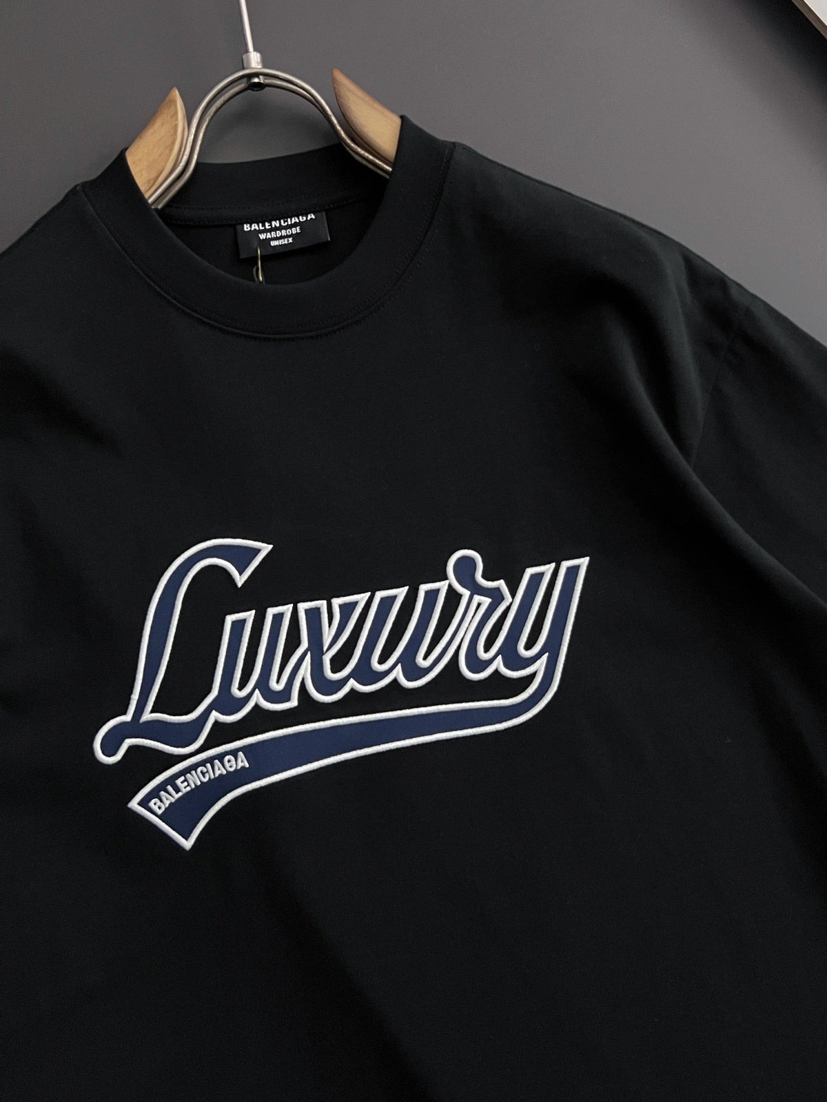 Embroidered logo T-shirt with fabric on the chest