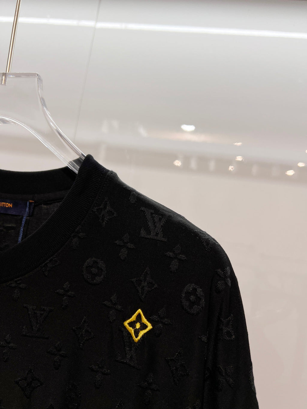 New full body floral letter T-shirt