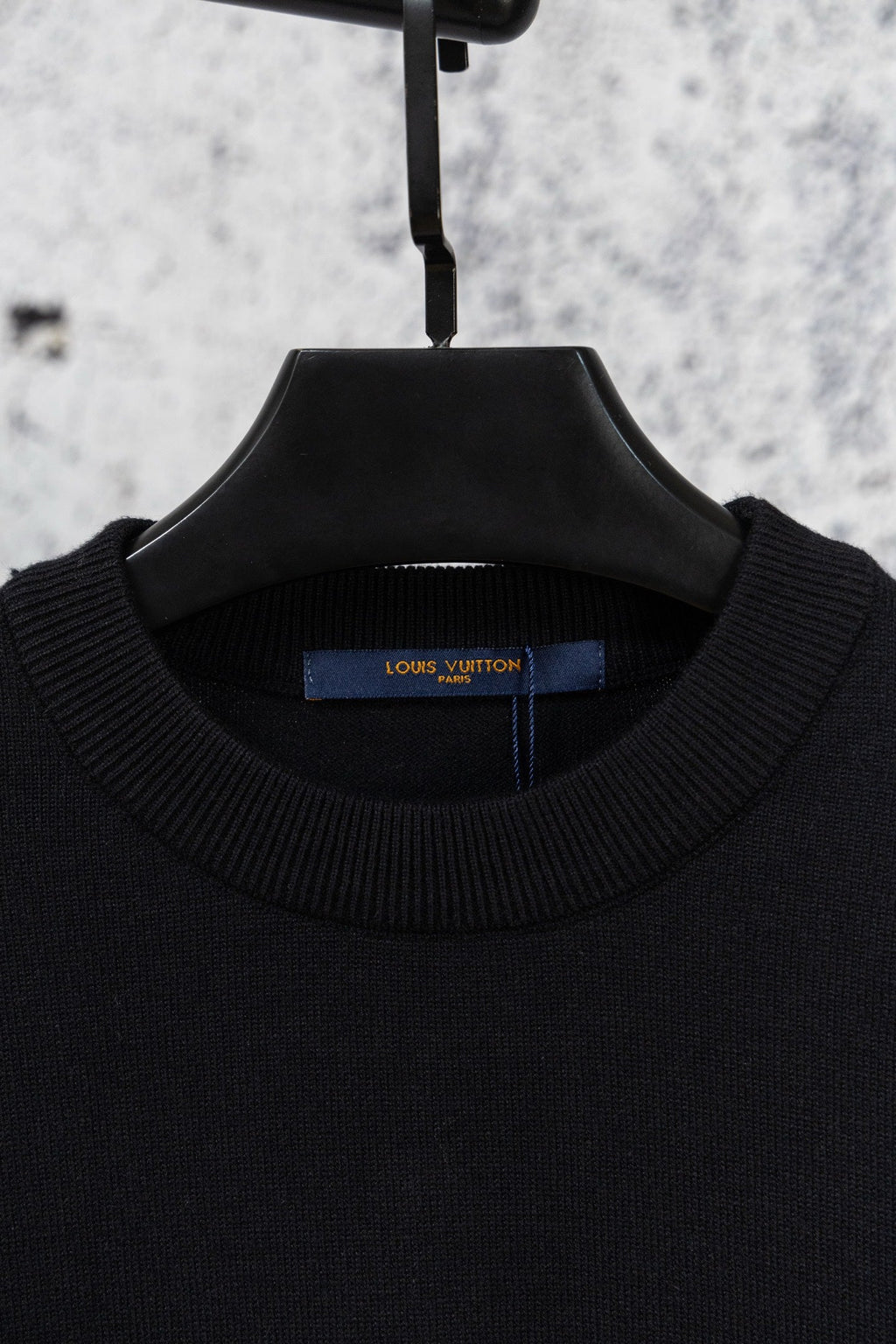 New minimalist letter black round neck knitted pullover hoodie