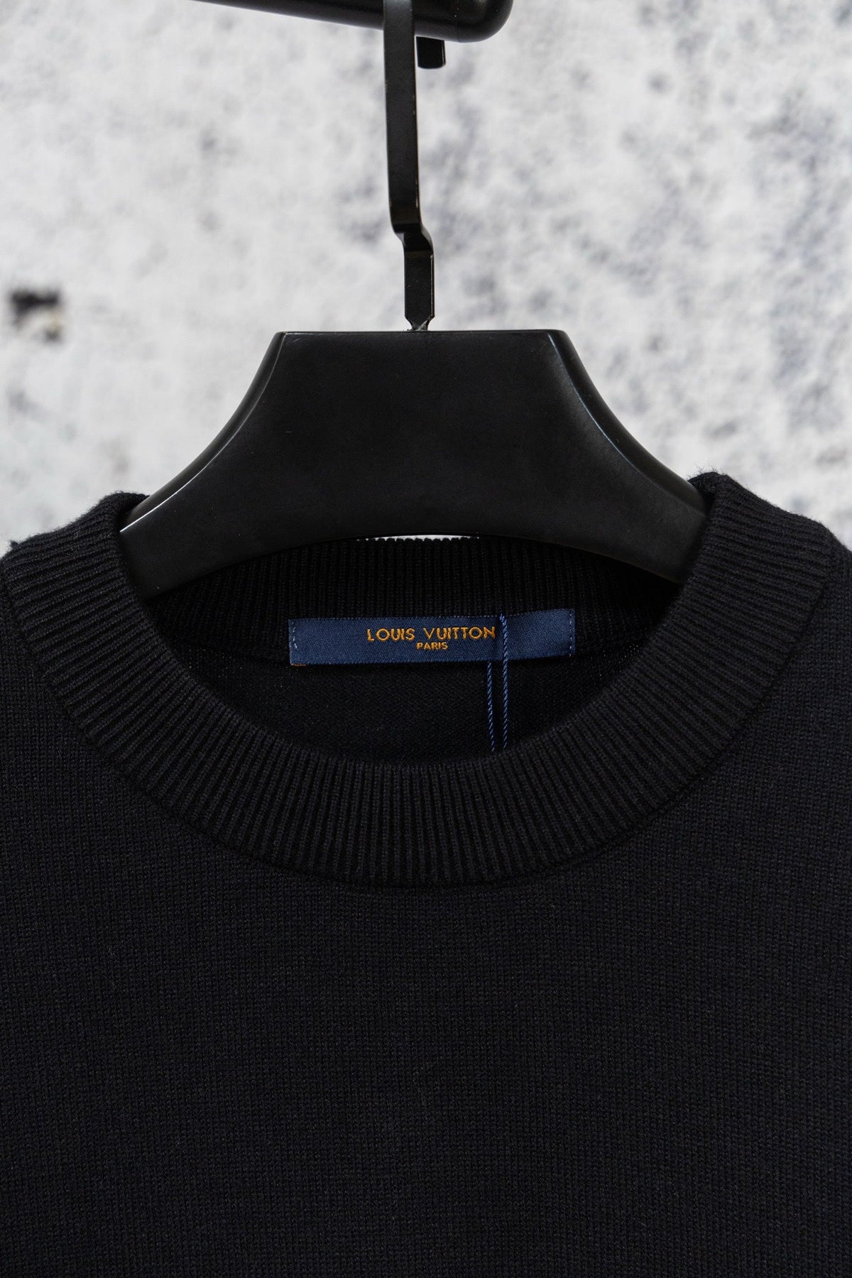New minimalist letter black round neck knitted pullover hoodie