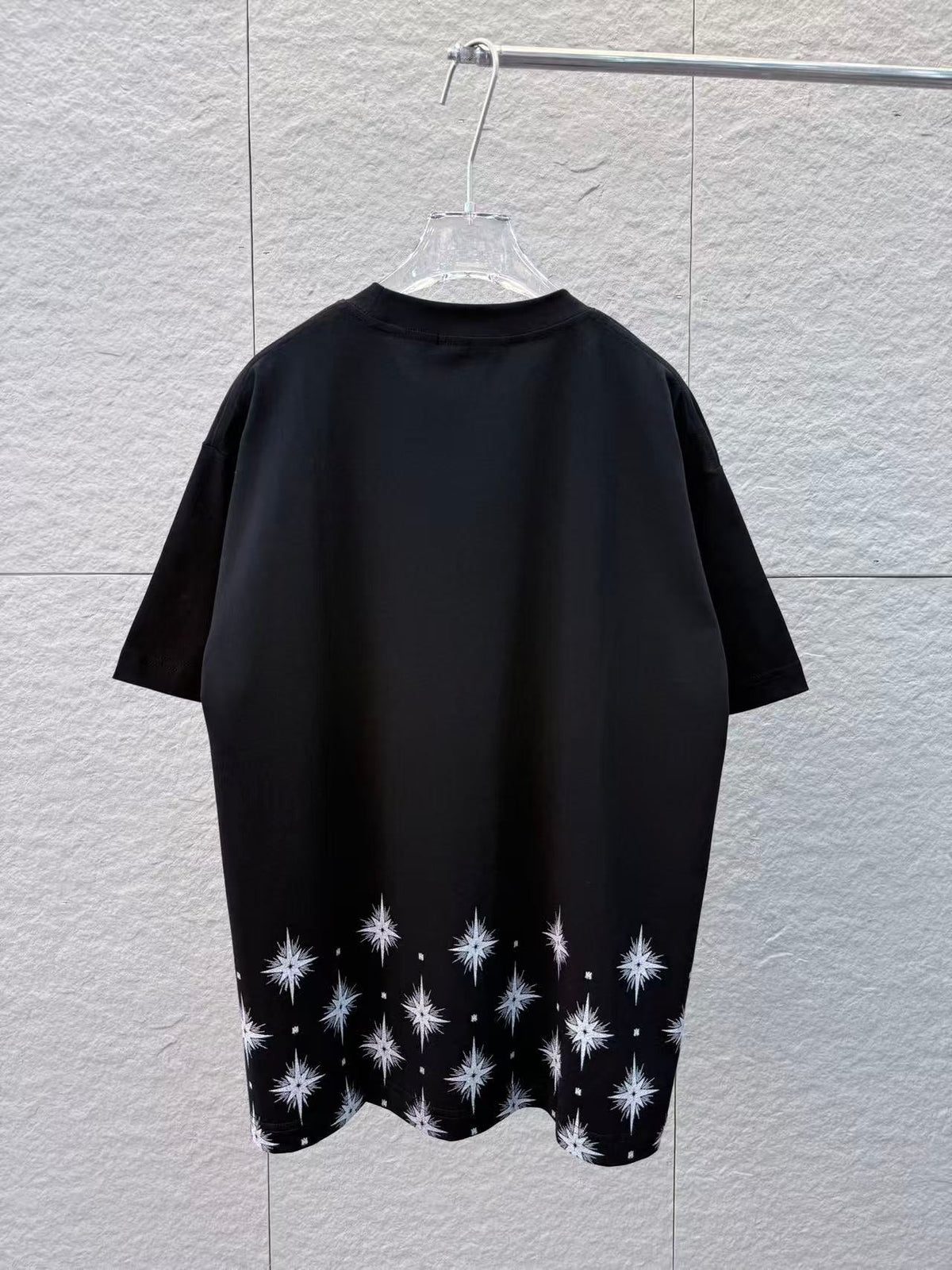 Hexagonal star print+embroidered round neck short sleeved T-shirt