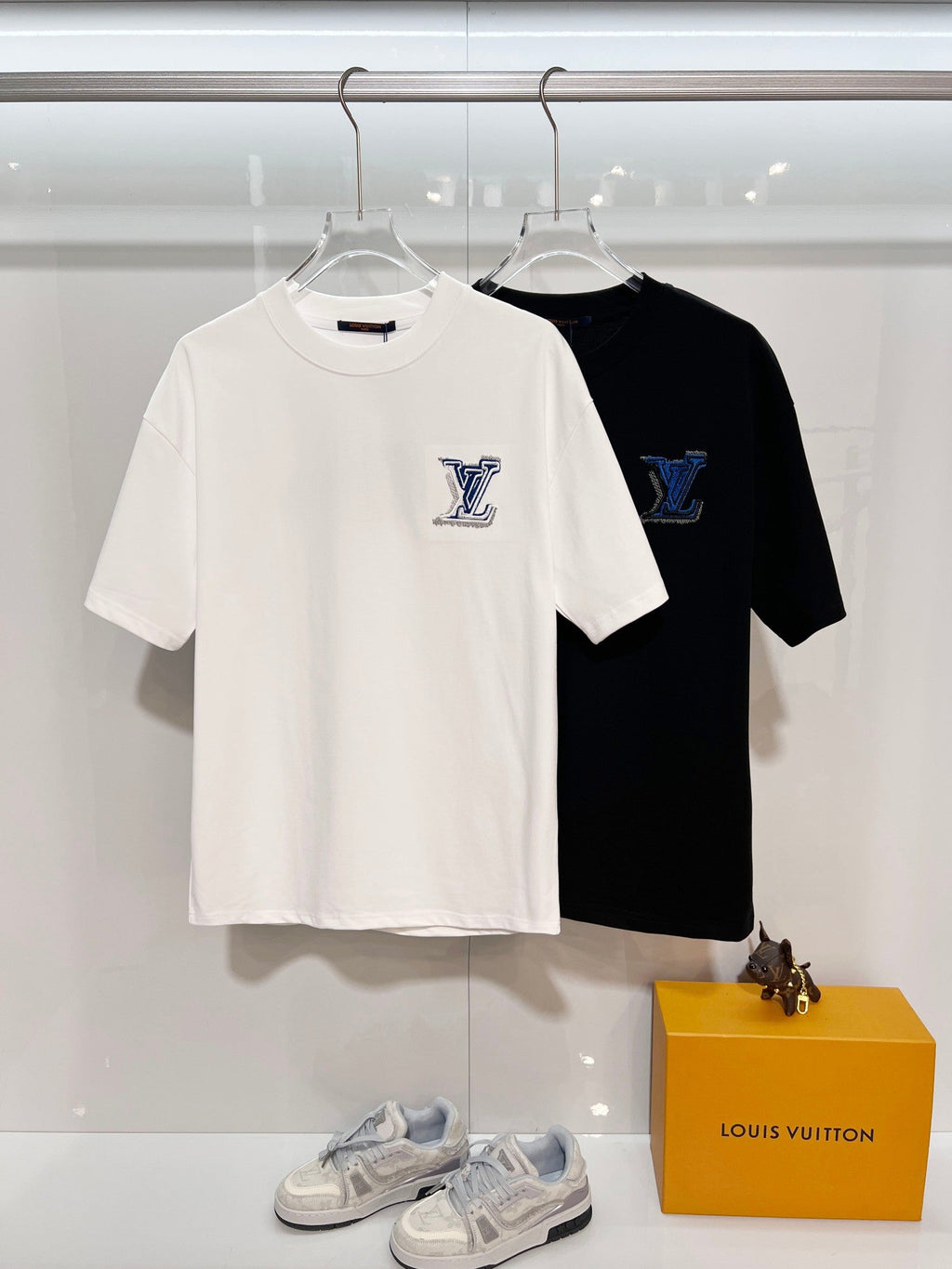 Heavy Industry Layered Embroidered Letter T-shirt