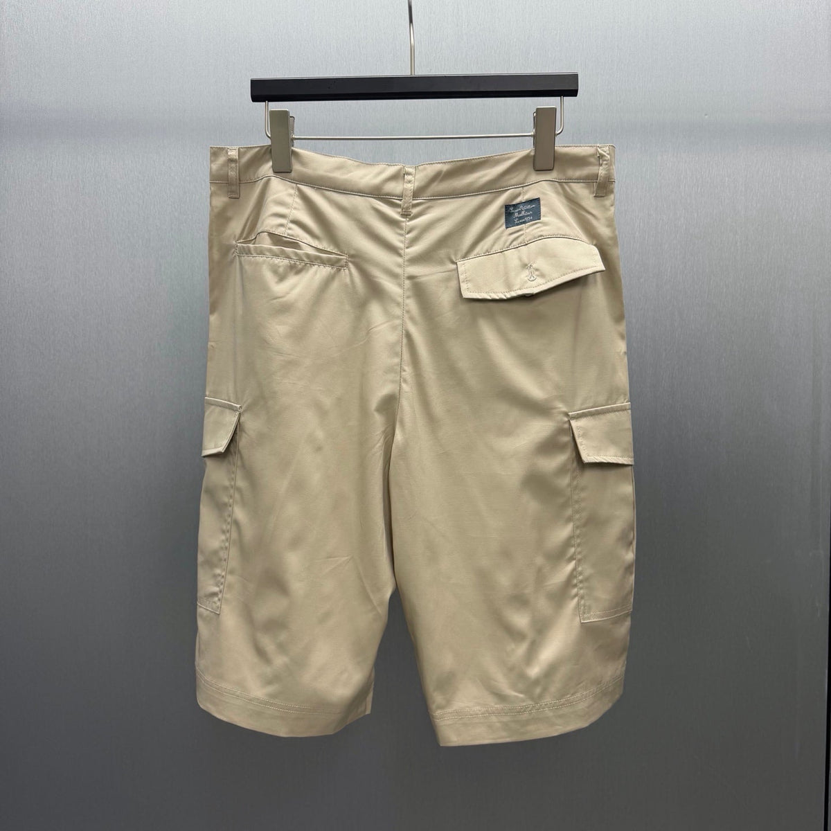 Old flower three-dimensional pocket workwear shorts