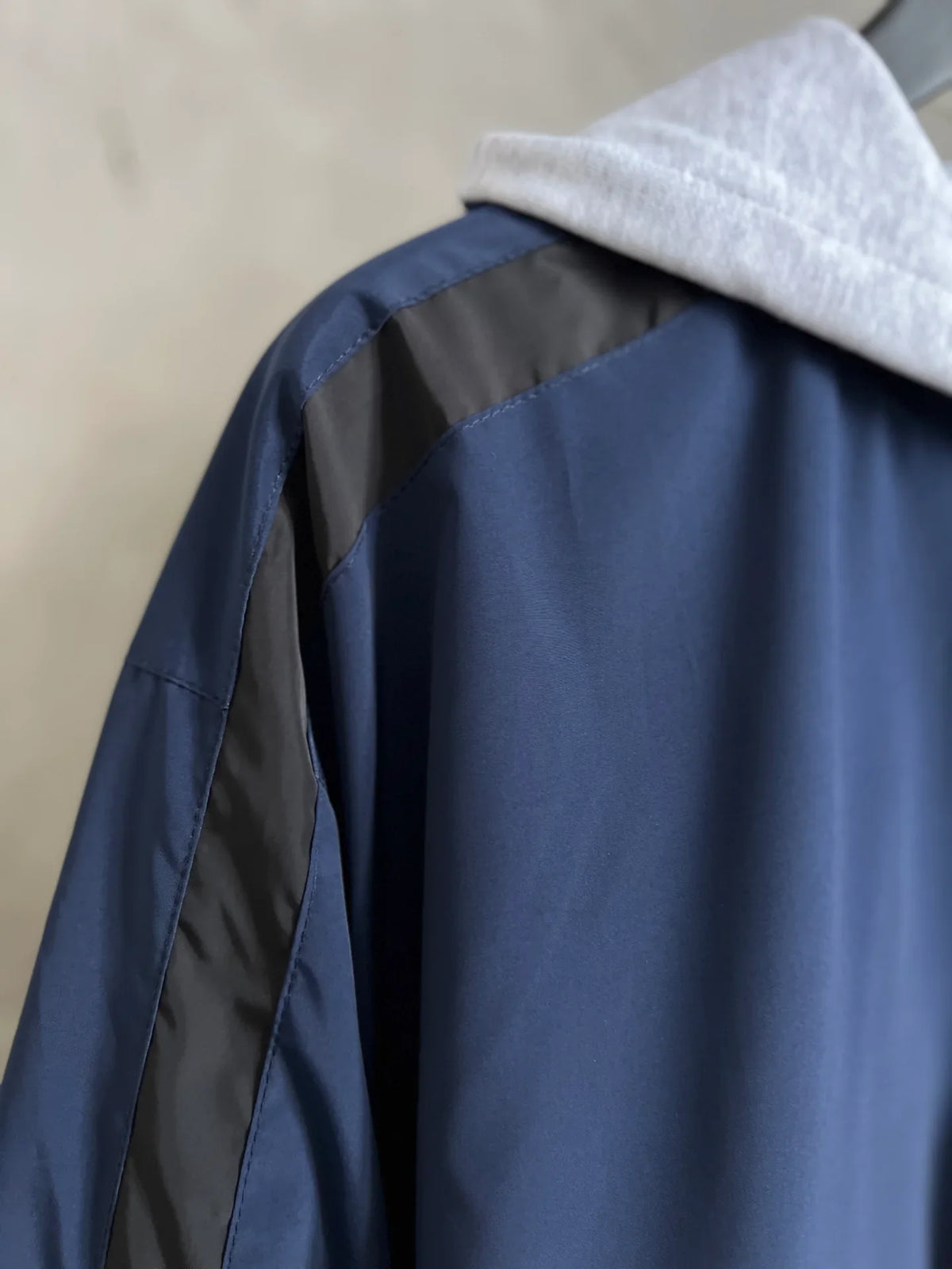 Embroidered double-sided jacket