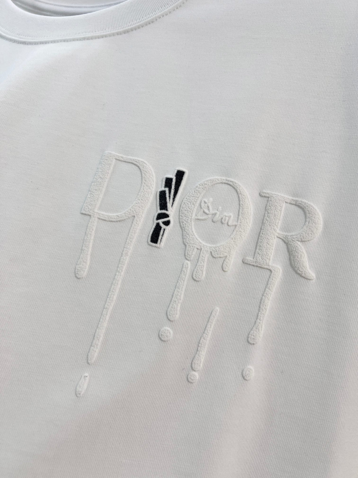 New snow velvet embroidered logo short sleeved shirt