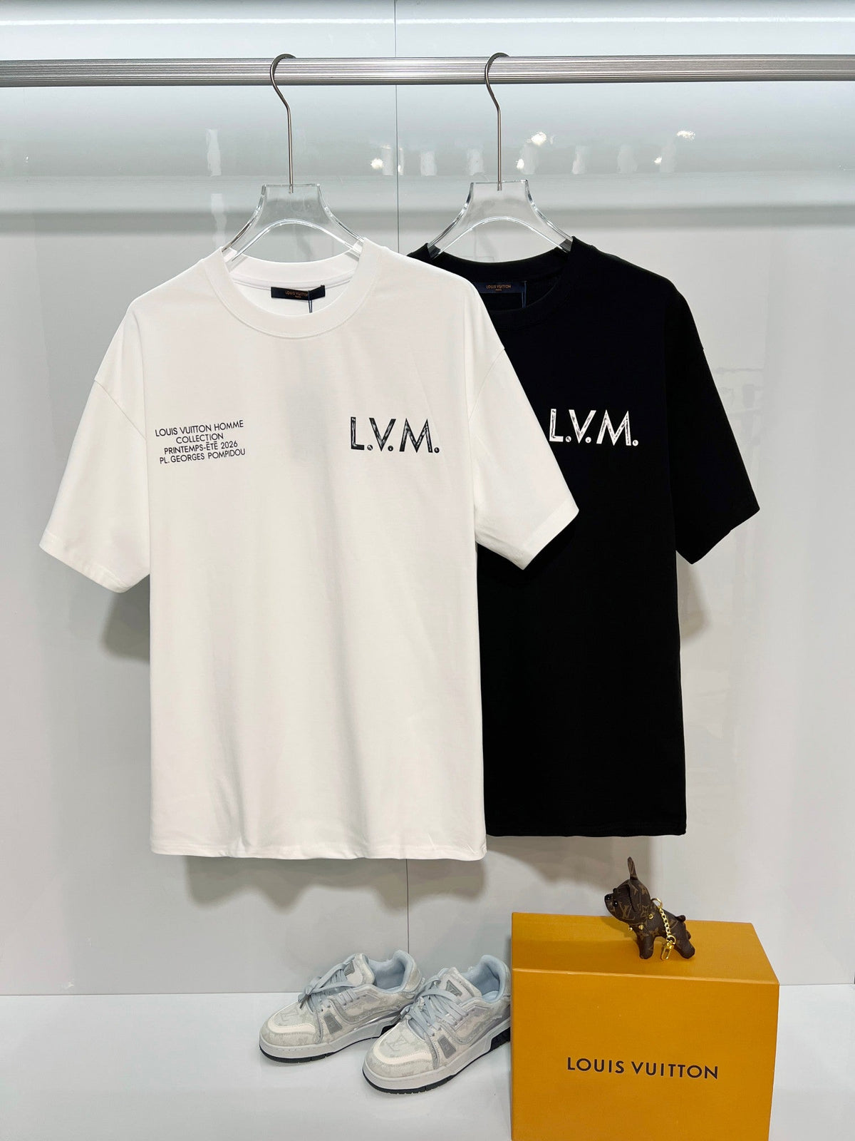 New front and rear blurred letter short sleeves