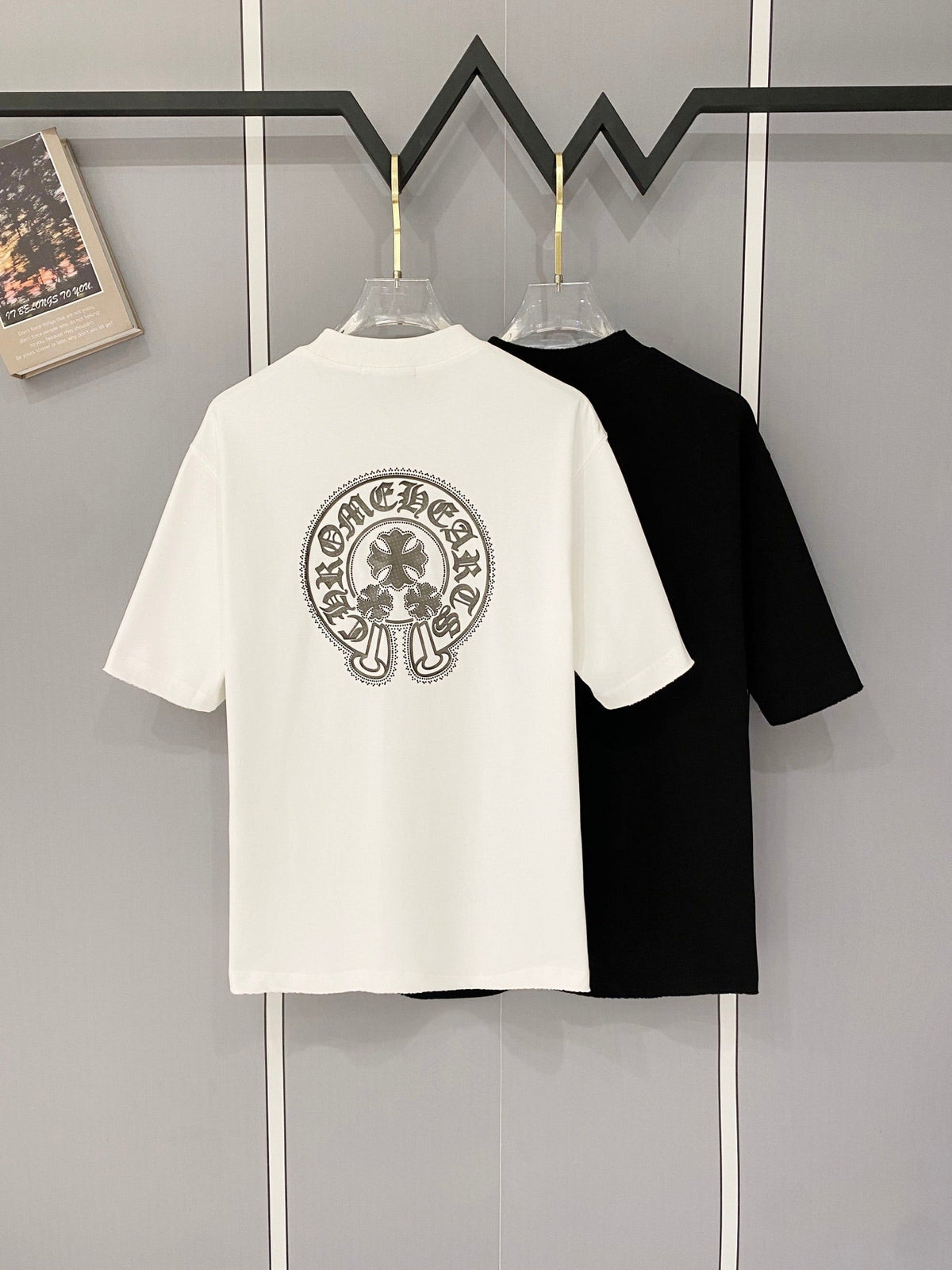 New spring short sleeved round neck T-shirt