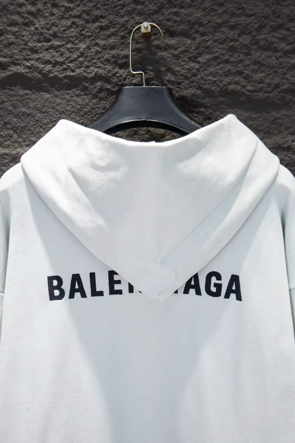 New open chest embroidered hooded sweatshirt