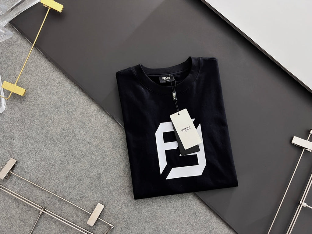 Summer new round neck short sleeved T-shirt