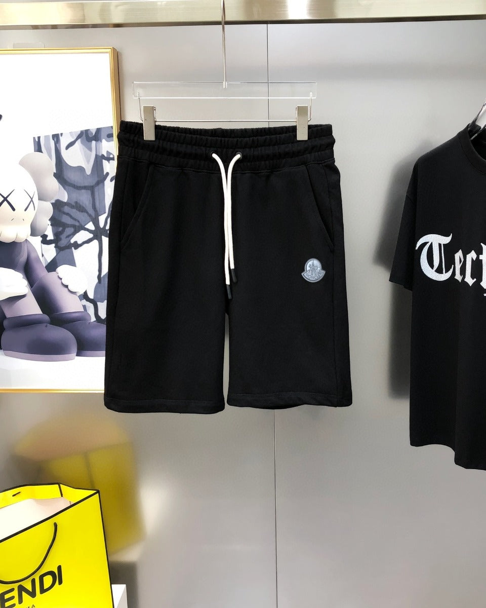 Minimalist men's casual shorts