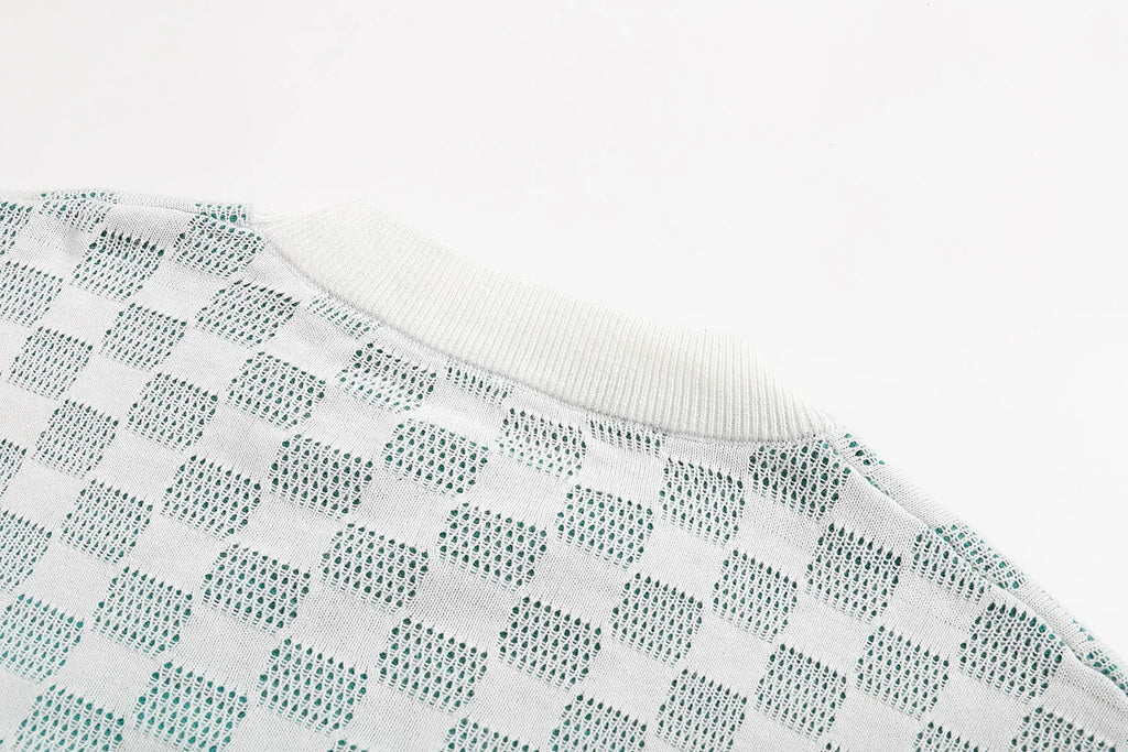 Checkerboard gradient jacquard round neck sweater