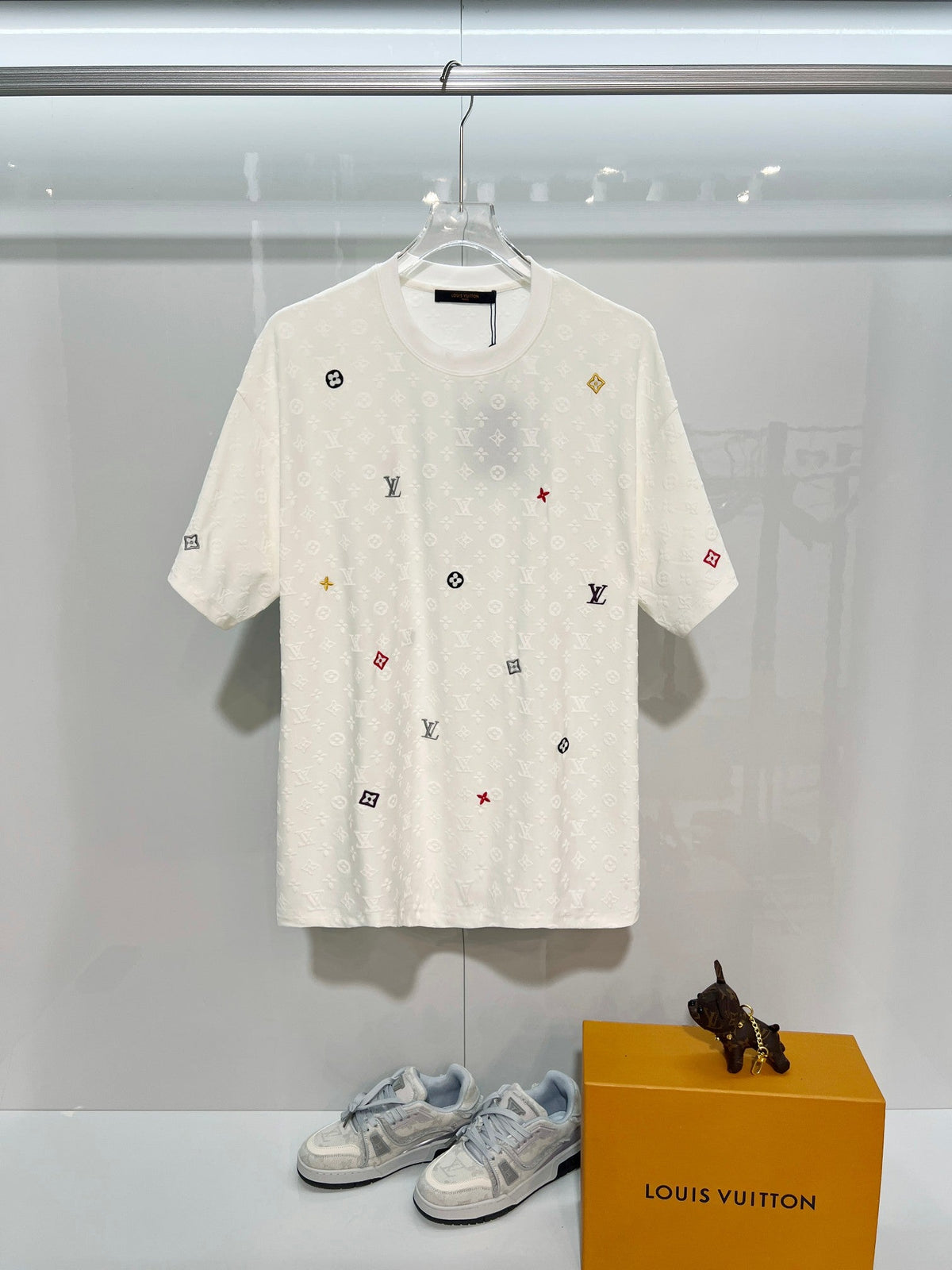 New full body floral letter T-shirt
