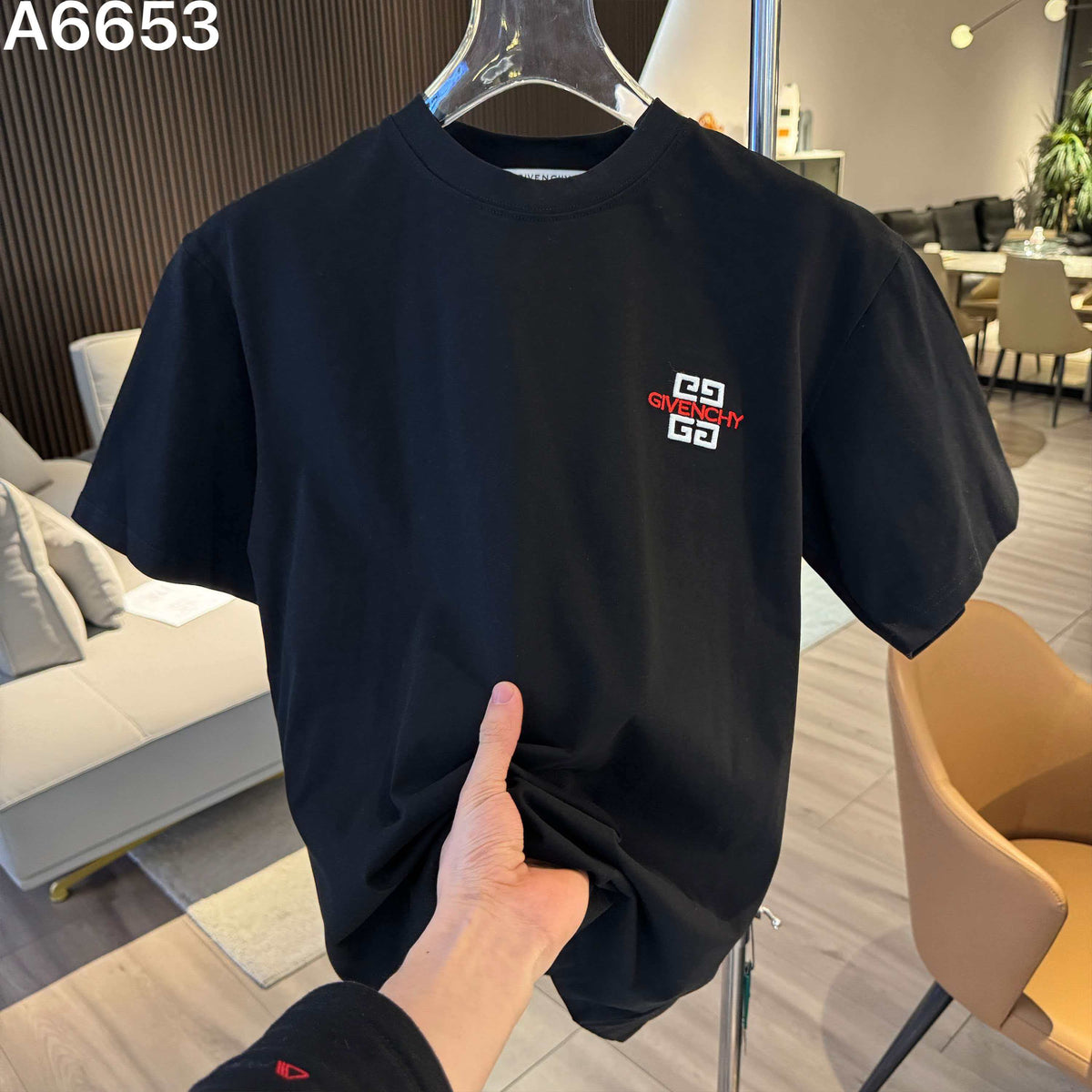 New embroidered letter short sleeved shirt
