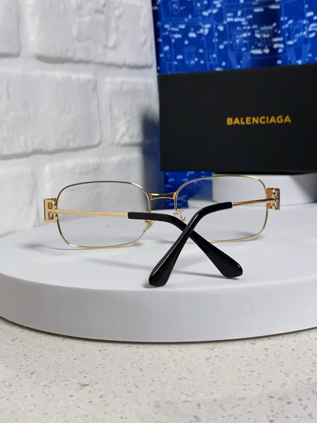 New metal retro box, refined gold wire rectangular gold and silver frame for men and women, can be paired with myopia glasses trend