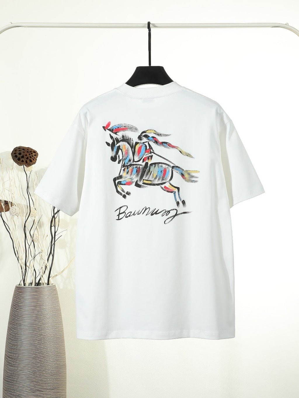 Simplified Alphabet Logo Vine Drawing T-shirt