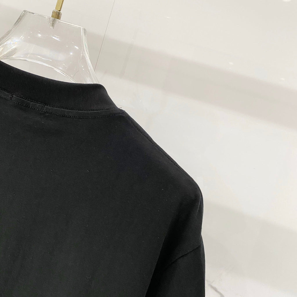 3D color blocked embroidery 🪡 Letter LOGO Phantom Spray Printed T-shirt