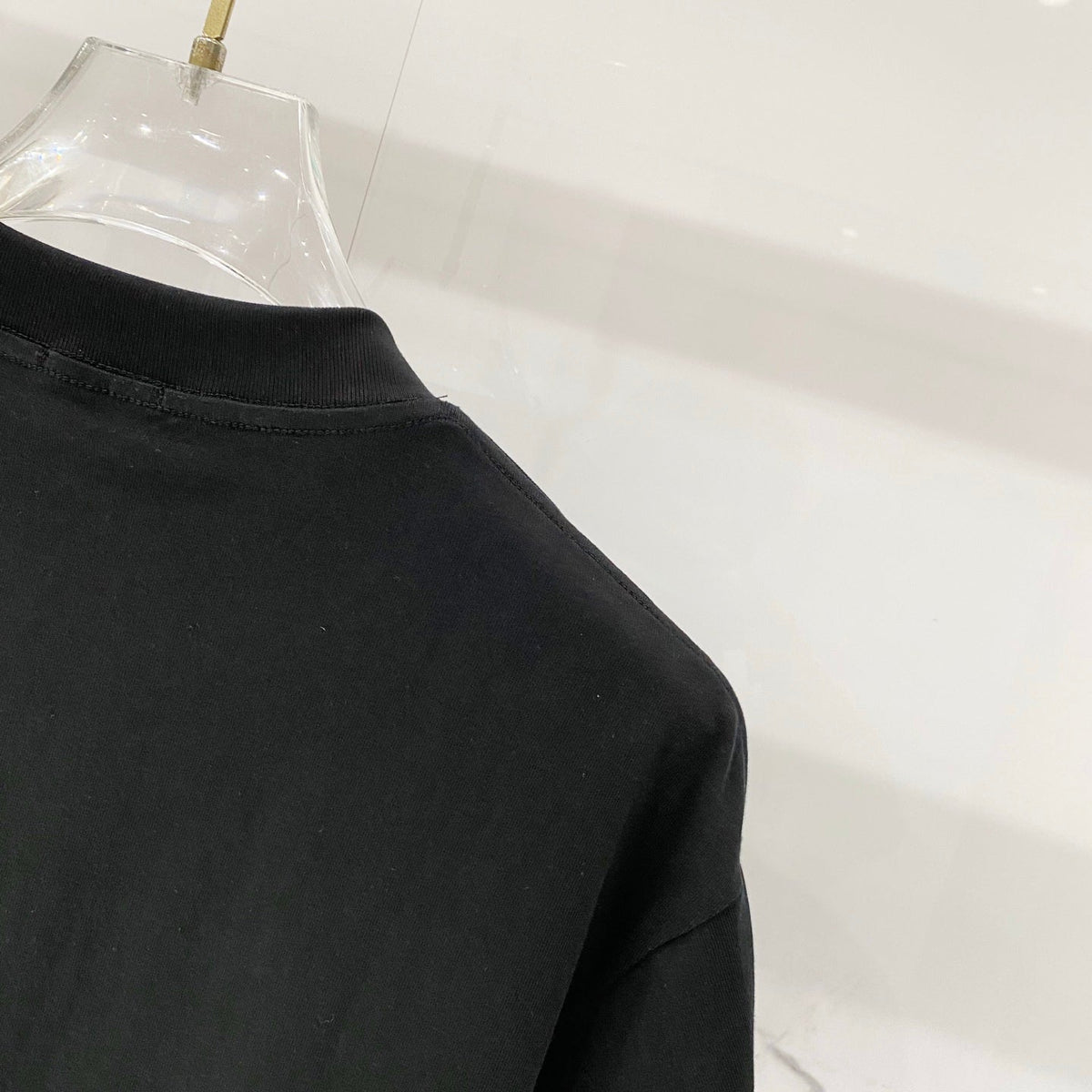 3D color blocked embroidery 🪡 Letter LOGO Phantom Spray Printed T-shirt