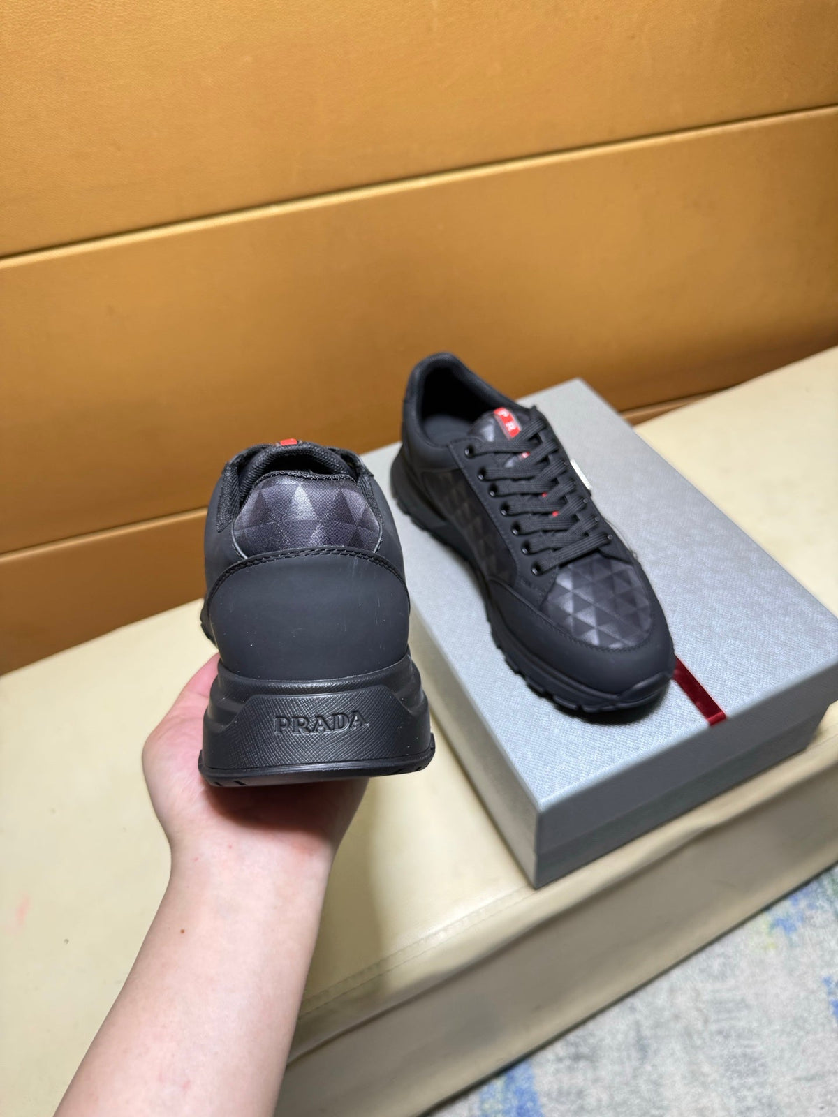 Silk calf leather shoes