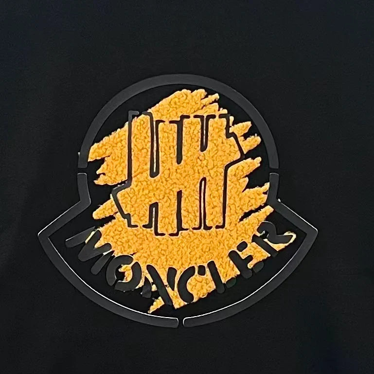 Splicing letter short sleeved T-shirt