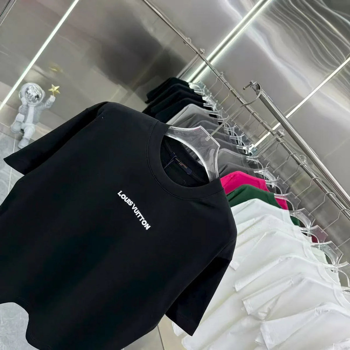 New round neck short sleeved T-shirt