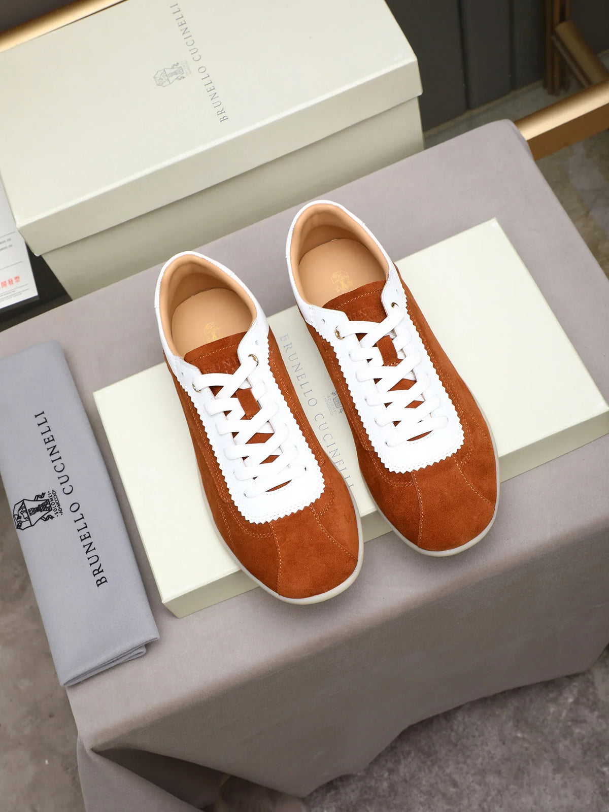 Selected cowhide upper men's shoes