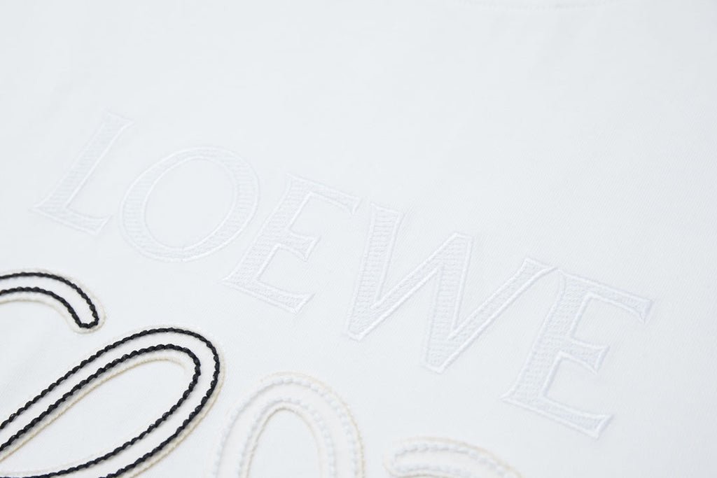 Early spring new patch embroidered letter T-shirt