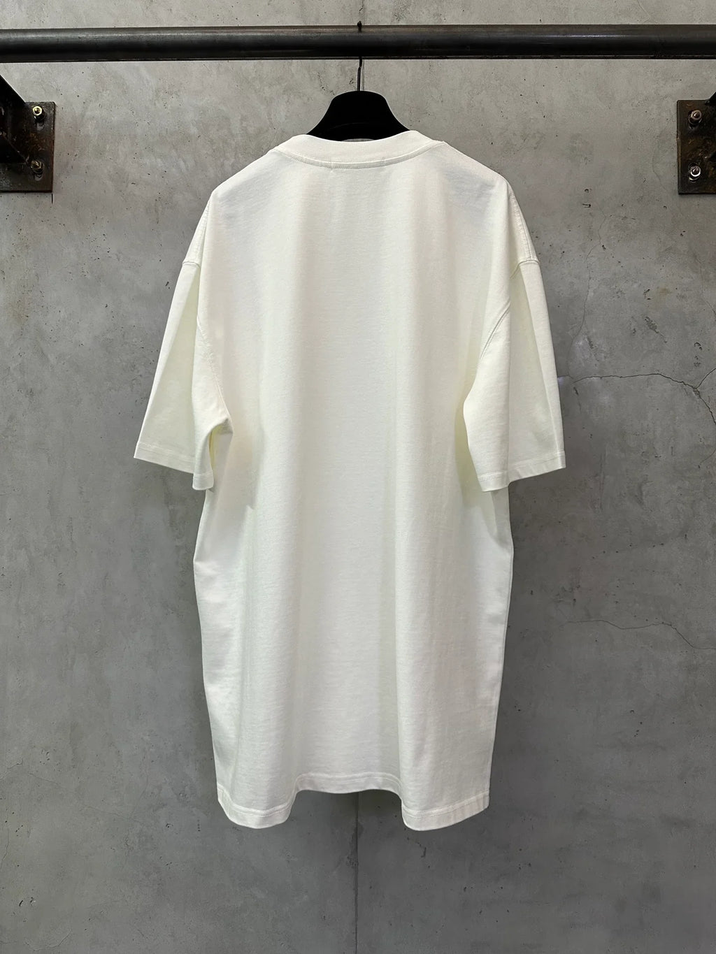 Short sleeved T-shirt with letter pattern
