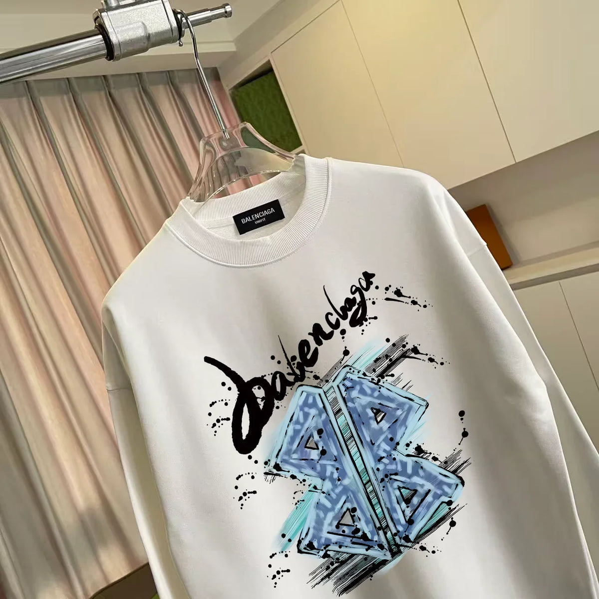Personalized letter logo printed round neck sweatshirt