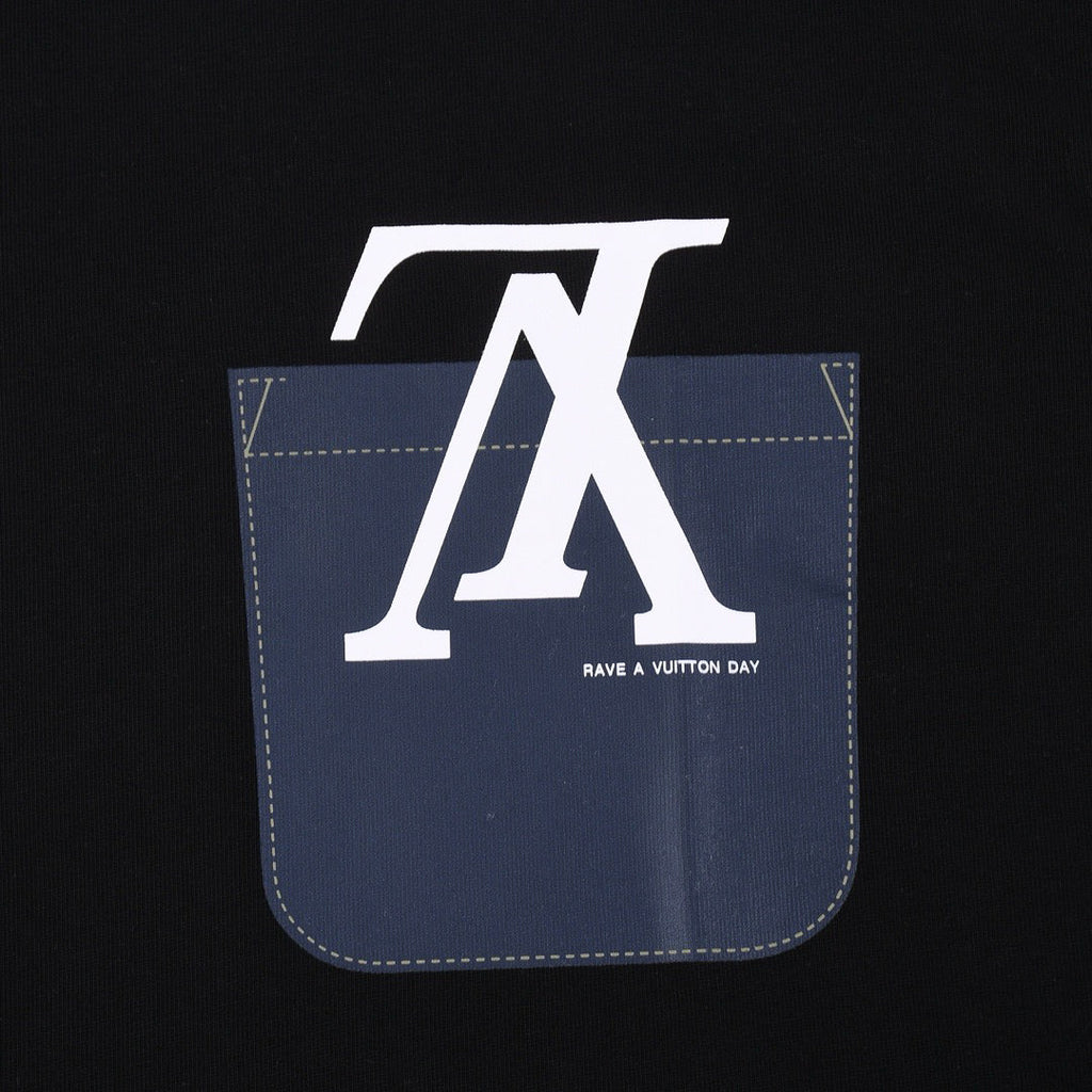 Fake chest pocket with new contrasting color design printed T-shirt