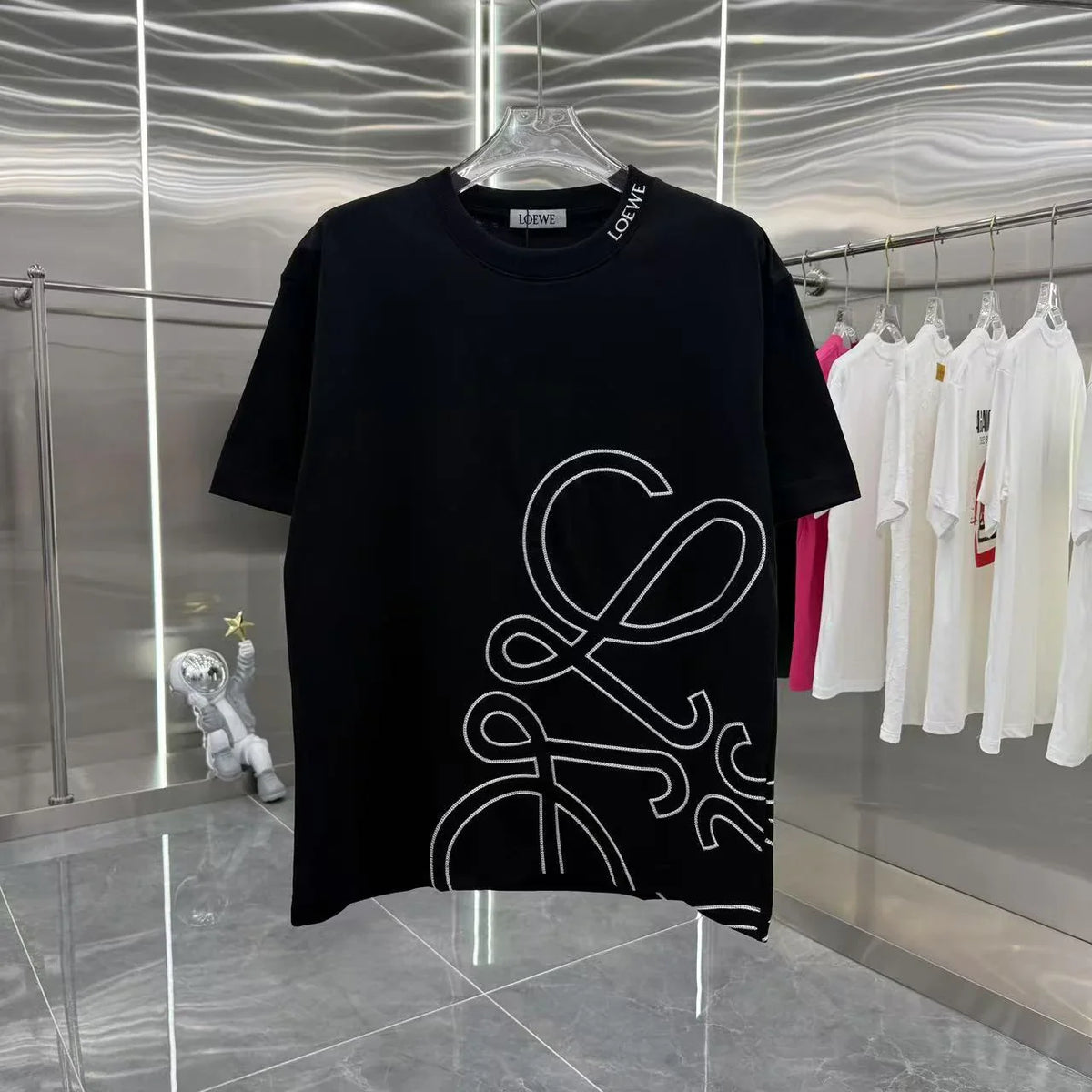 Autumn and winter new round neck short sleeved shirt