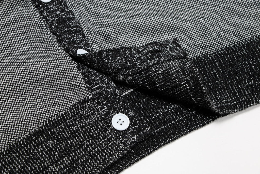 Customized cardigan with heavy craftsmanship