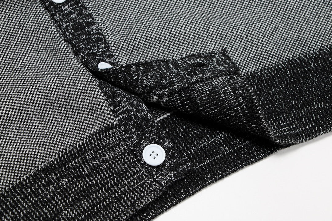 Customized cardigan with heavy craftsmanship