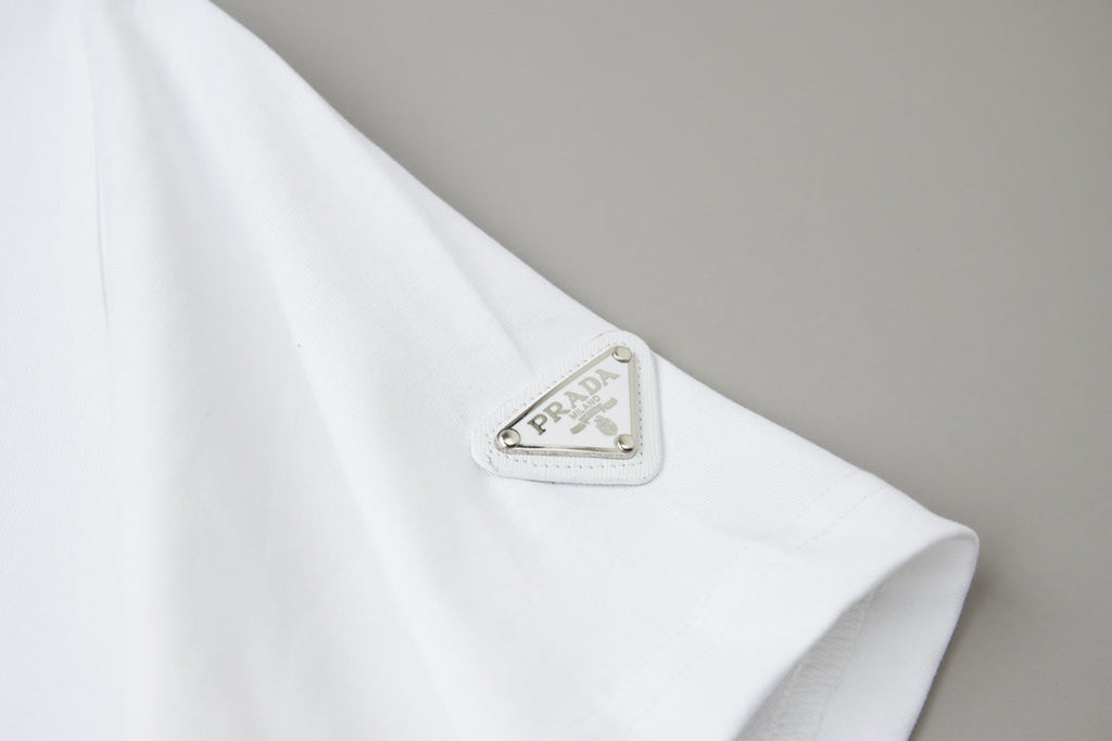 Early Spring New Pocket Printed T-shirt