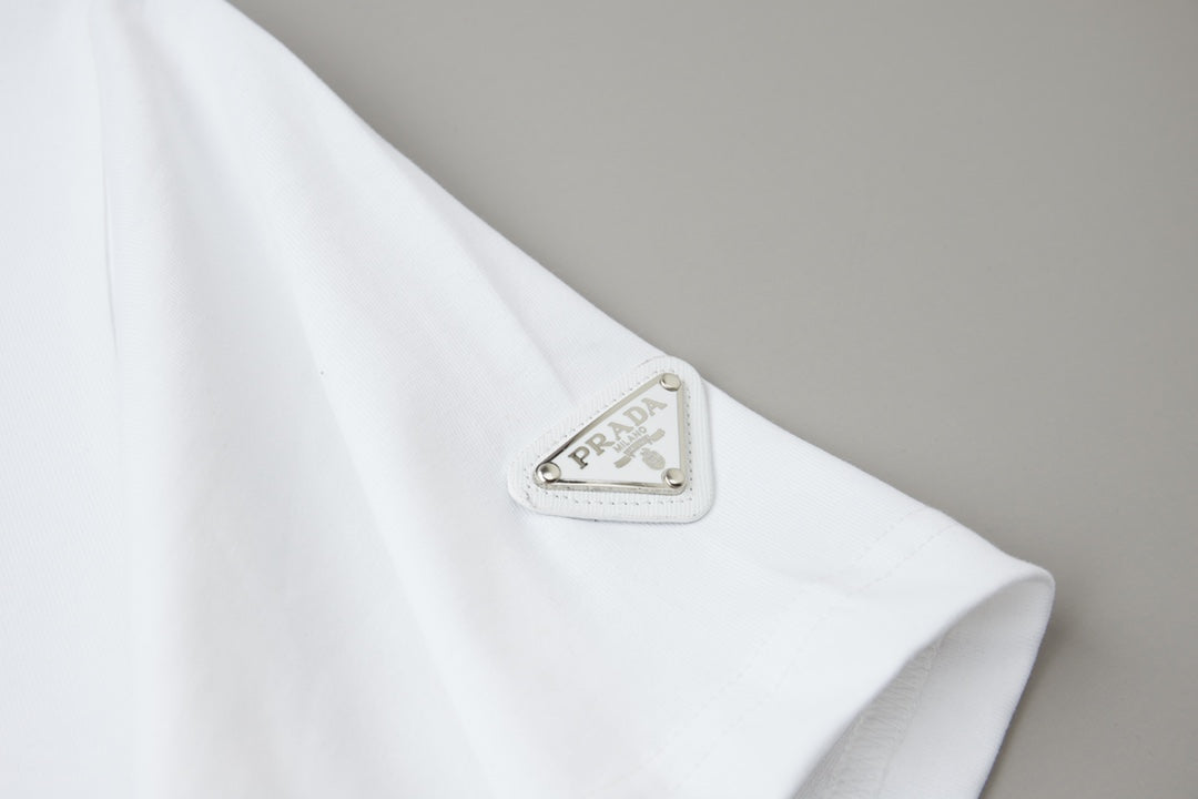 Early Spring New Pocket Printed T-shirt