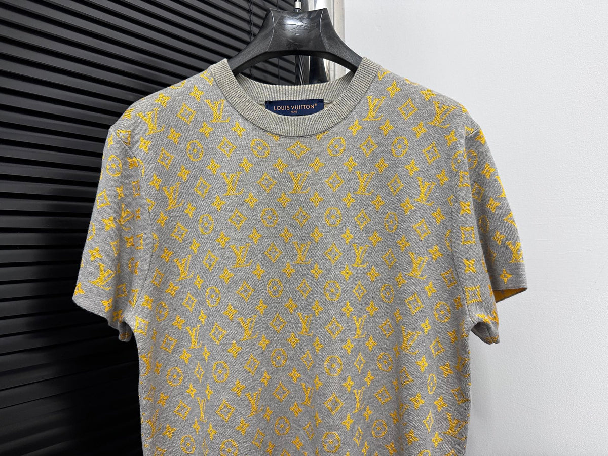 Old flower contrasting woolen short sleeved shirt