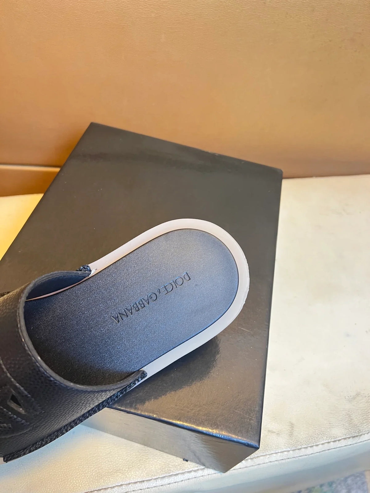 Men's spring and summer slippers