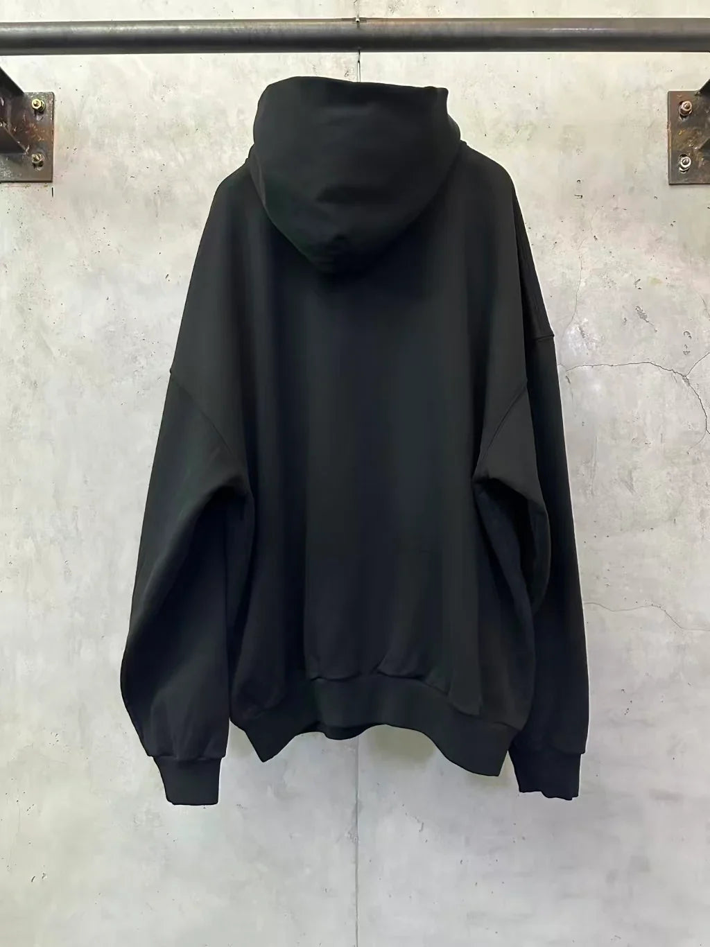 New printed hooded sweatshirt