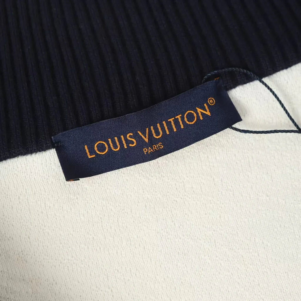 New striped contrasting stand up collar sweater