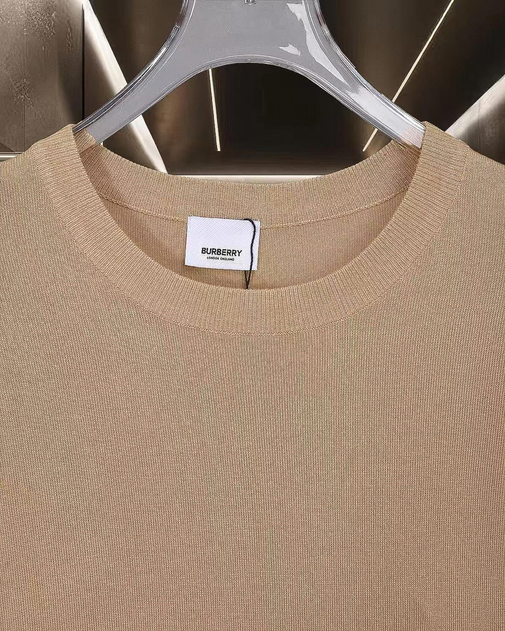 New striped knitted casual short sleeved T-shirt