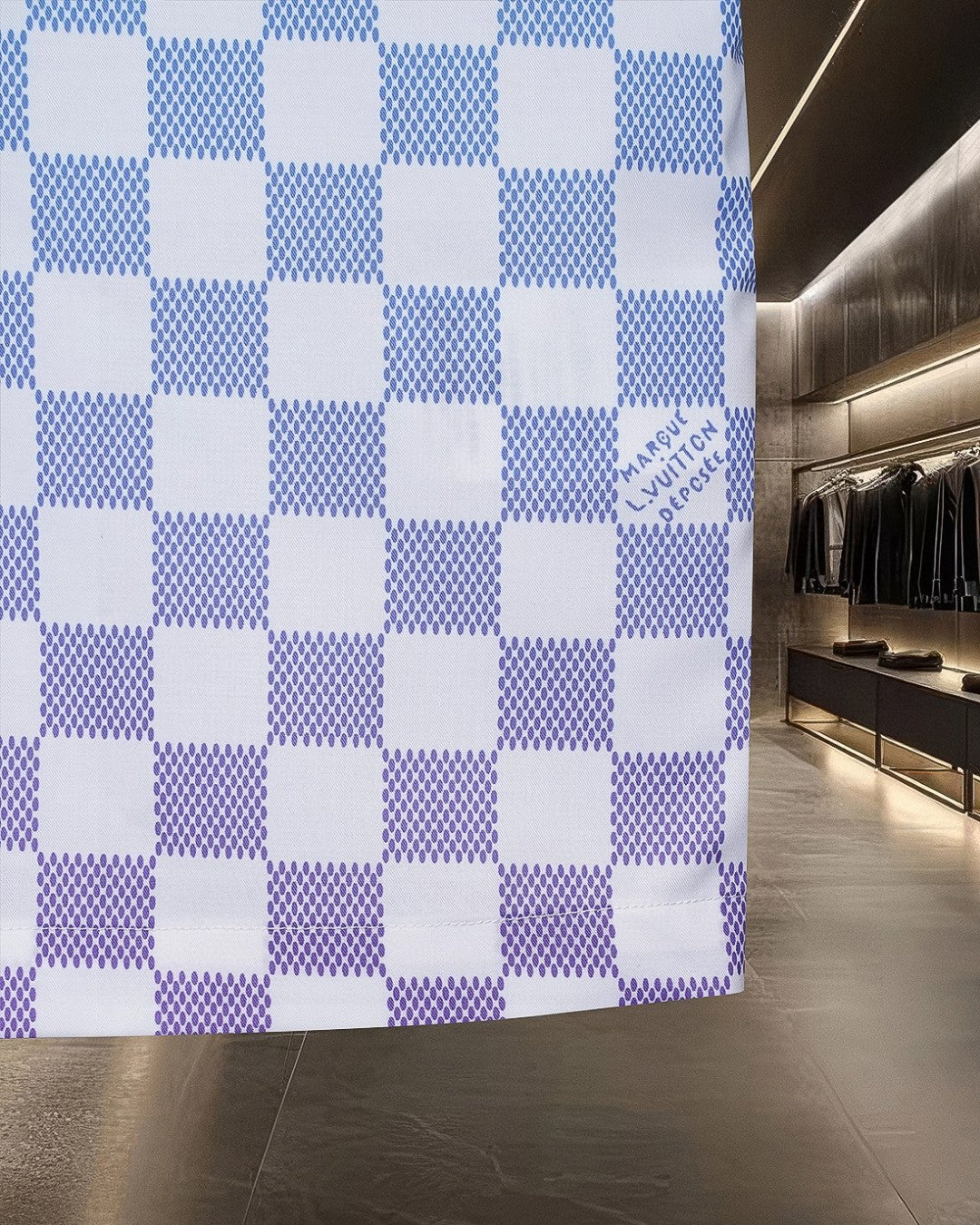 Gradient checkerboard digital printed short sleeved shirt