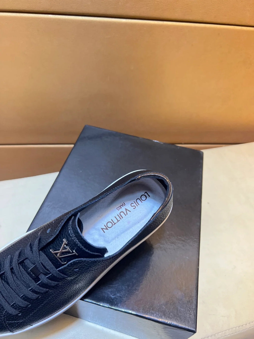 🏃 Casual shoes are a must-have for trendy men 😍