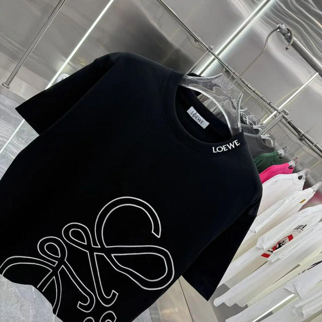 Autumn and winter new round neck short sleeved shirt