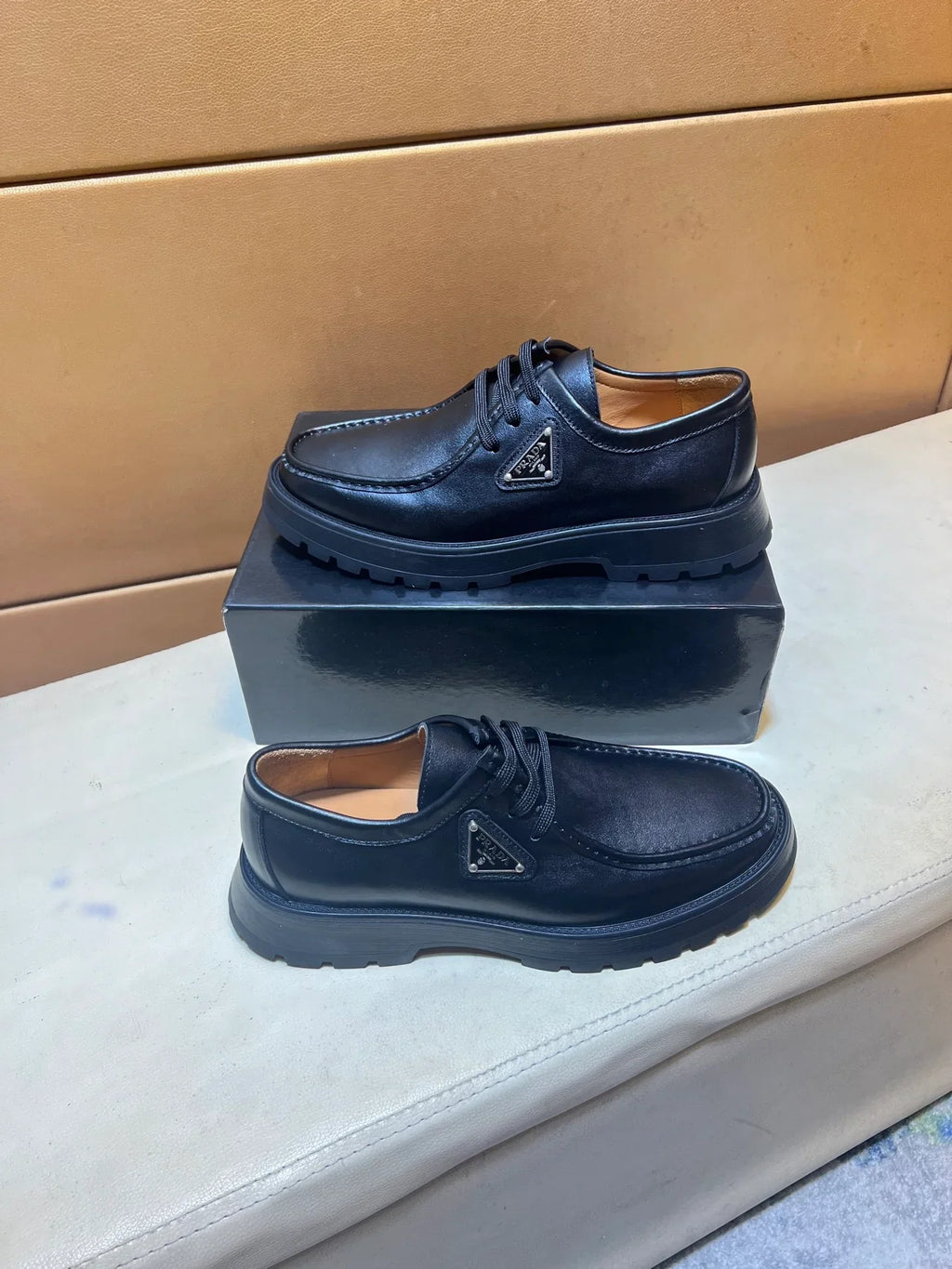 casual leather shoes