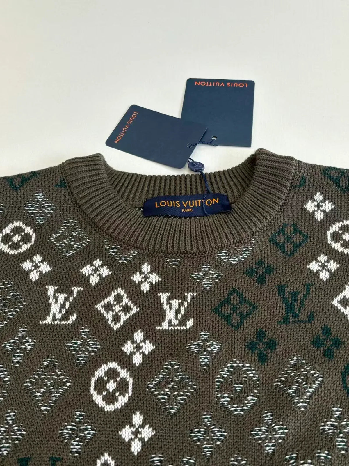 New fully printed jacquard sweater