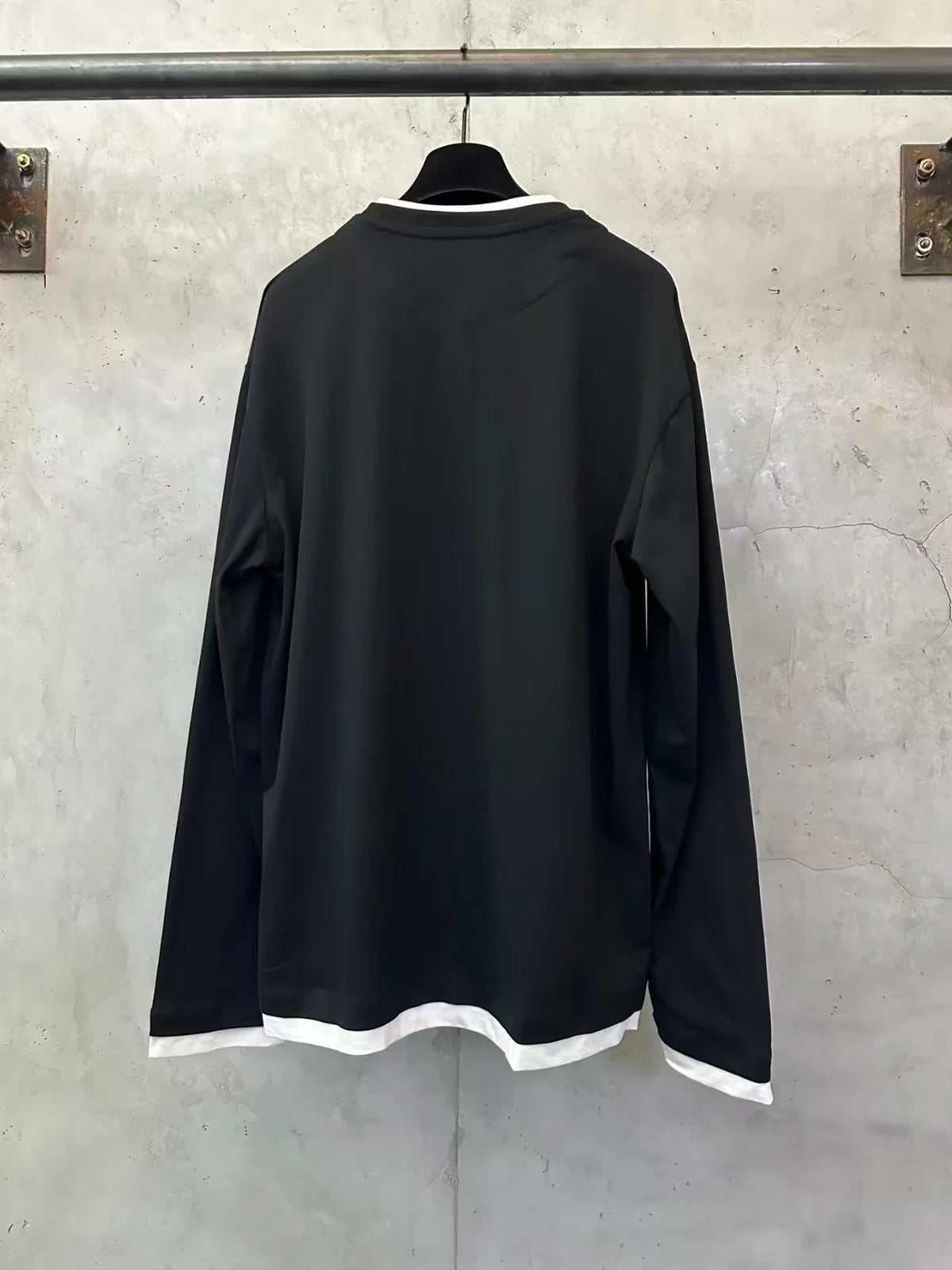 New fabric label fake two-piece base long sleeved shirt