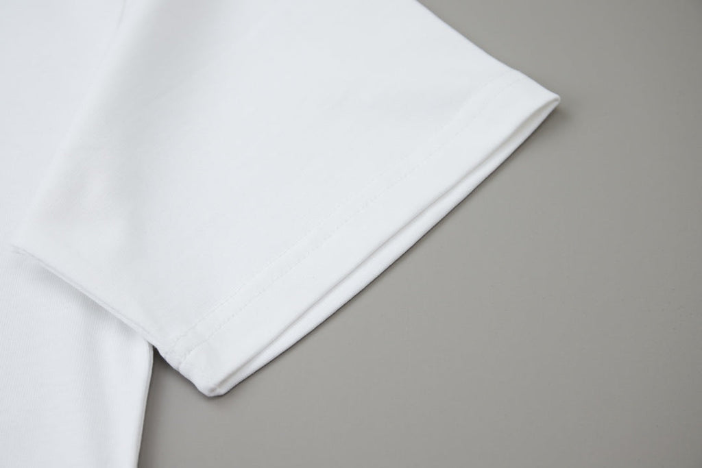 Contrast embroidered T-shirt