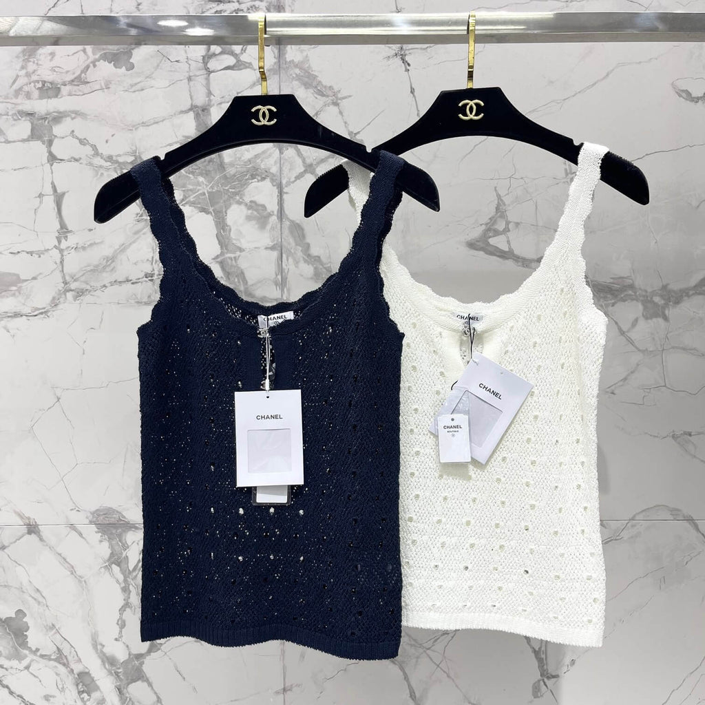 Minimalist Wave-Edge Cut-Out Vest