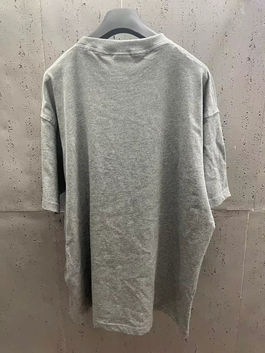 Burnt letter short sleeved T-shirt